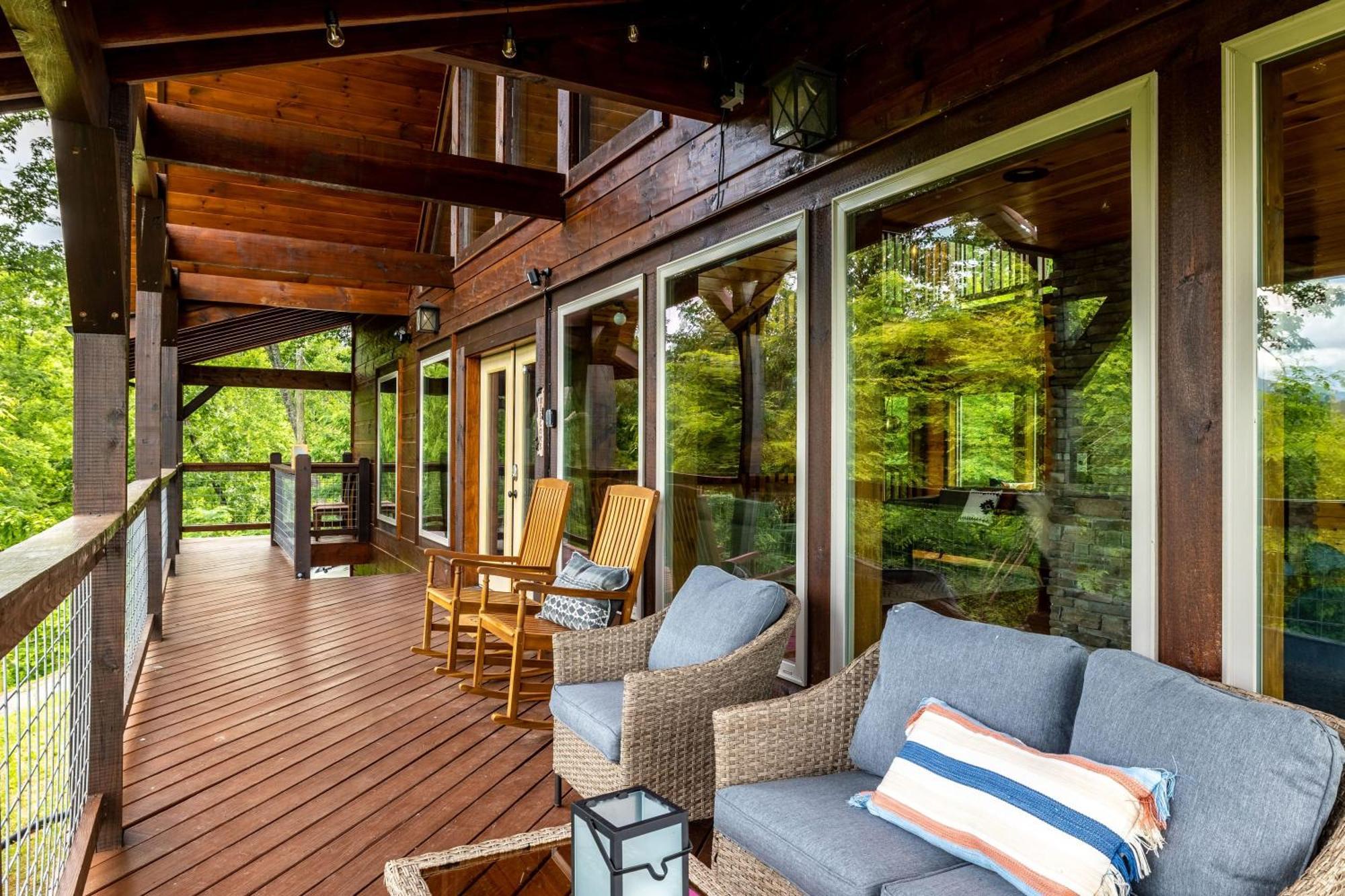 The Solstice - Amenities Galore Mountain Retreat Gatlinburg Kültér fotó